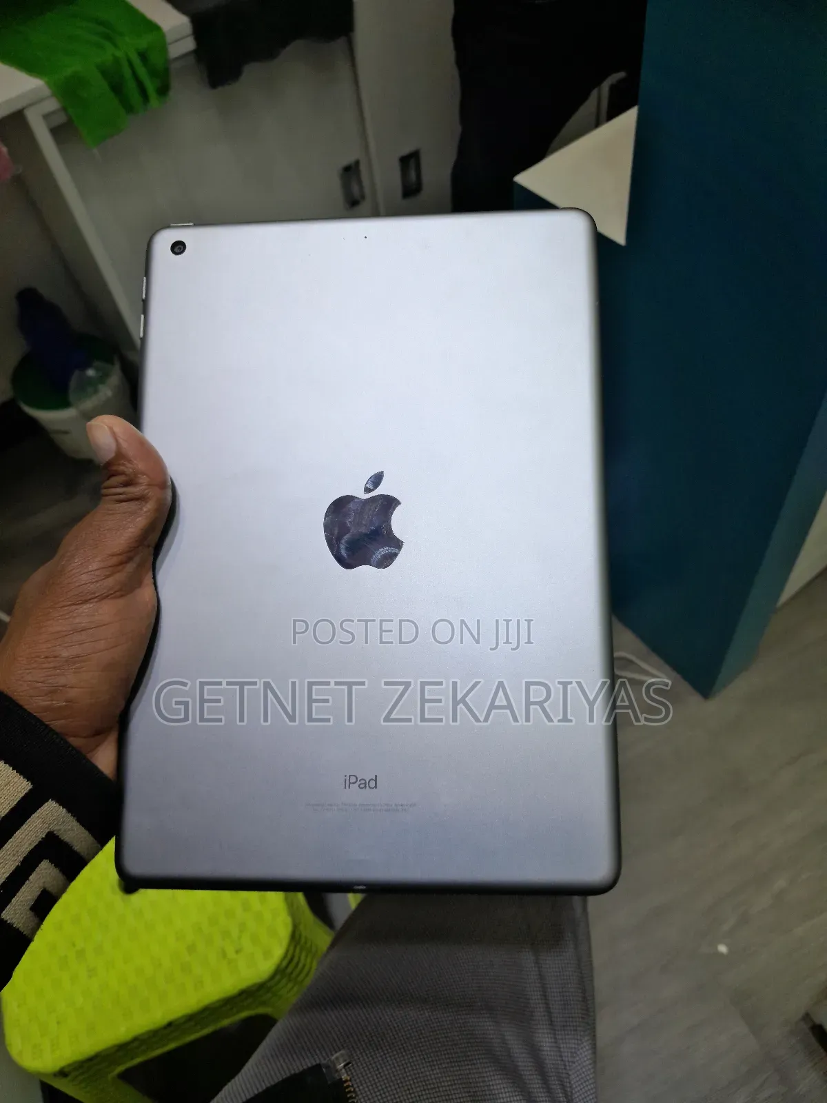 New Apple iPad 10.2 (2019) 32 GB