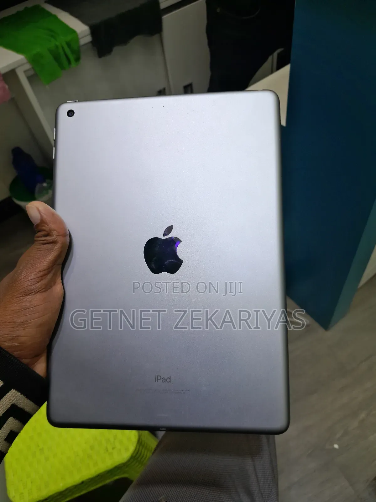 New Apple iPad 10.2 (2019) 32 GB