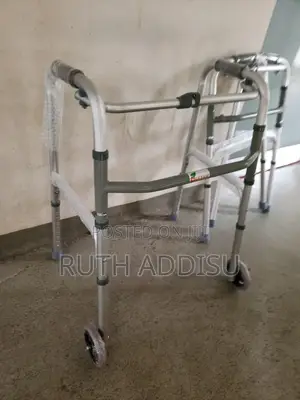 Medical Walker瓶頸almunium Foldable Walker卦為walker巢自walker