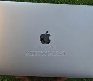 Photo - New Laptop Apple MacBook Air 2020 M1 8GB Apple M1 SSD 256GB