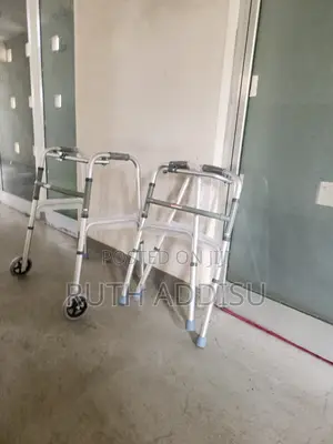 Photo - Walker Foldable前面walker Medical並不stainless Walker與國walker