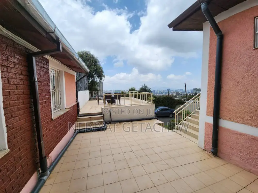 Villa for Rent Around Minarol Bulding : Near British Embassy