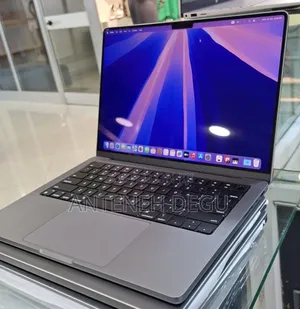 New Laptop Apple MacBook Pro 16GB Apple M1 Pro SSD 1T