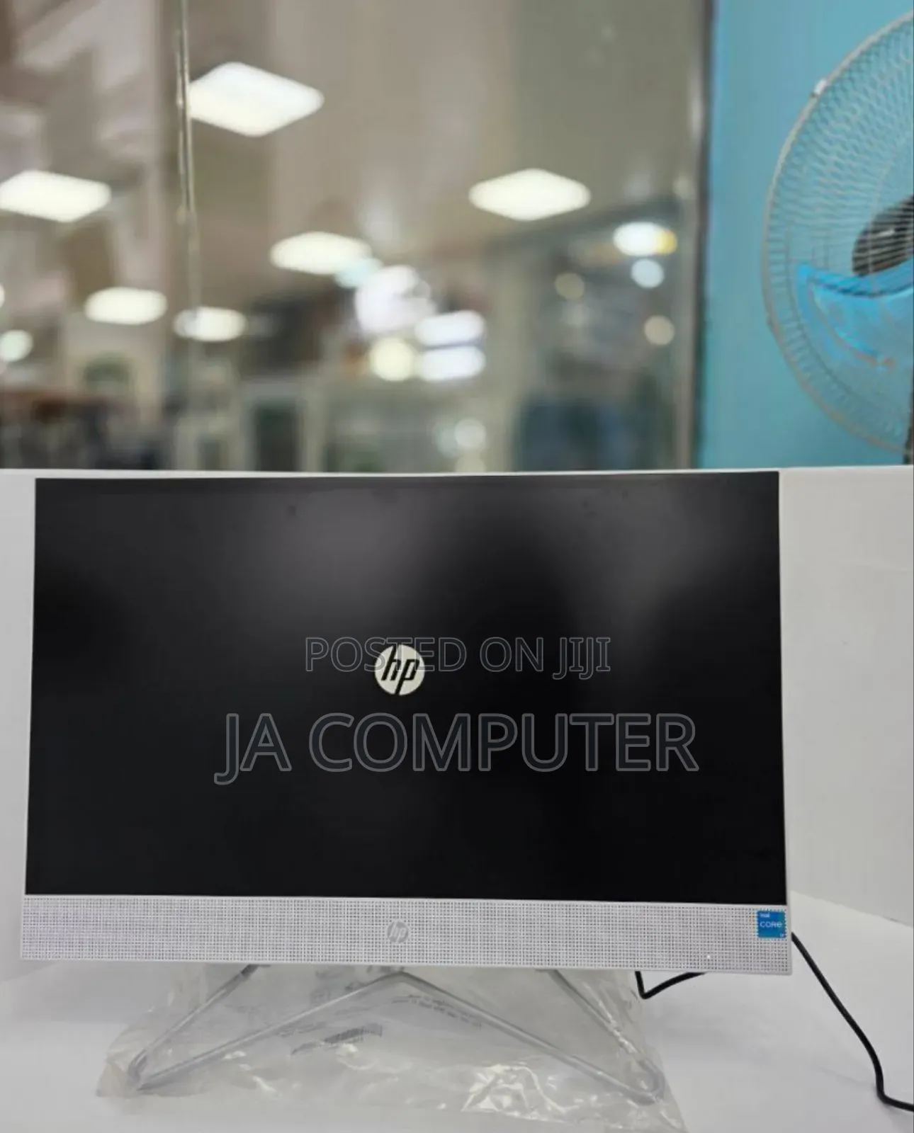 New Desktop Computer HP 200 G4 22 All-in-One 8GB Intel Core I3 HDD 1T