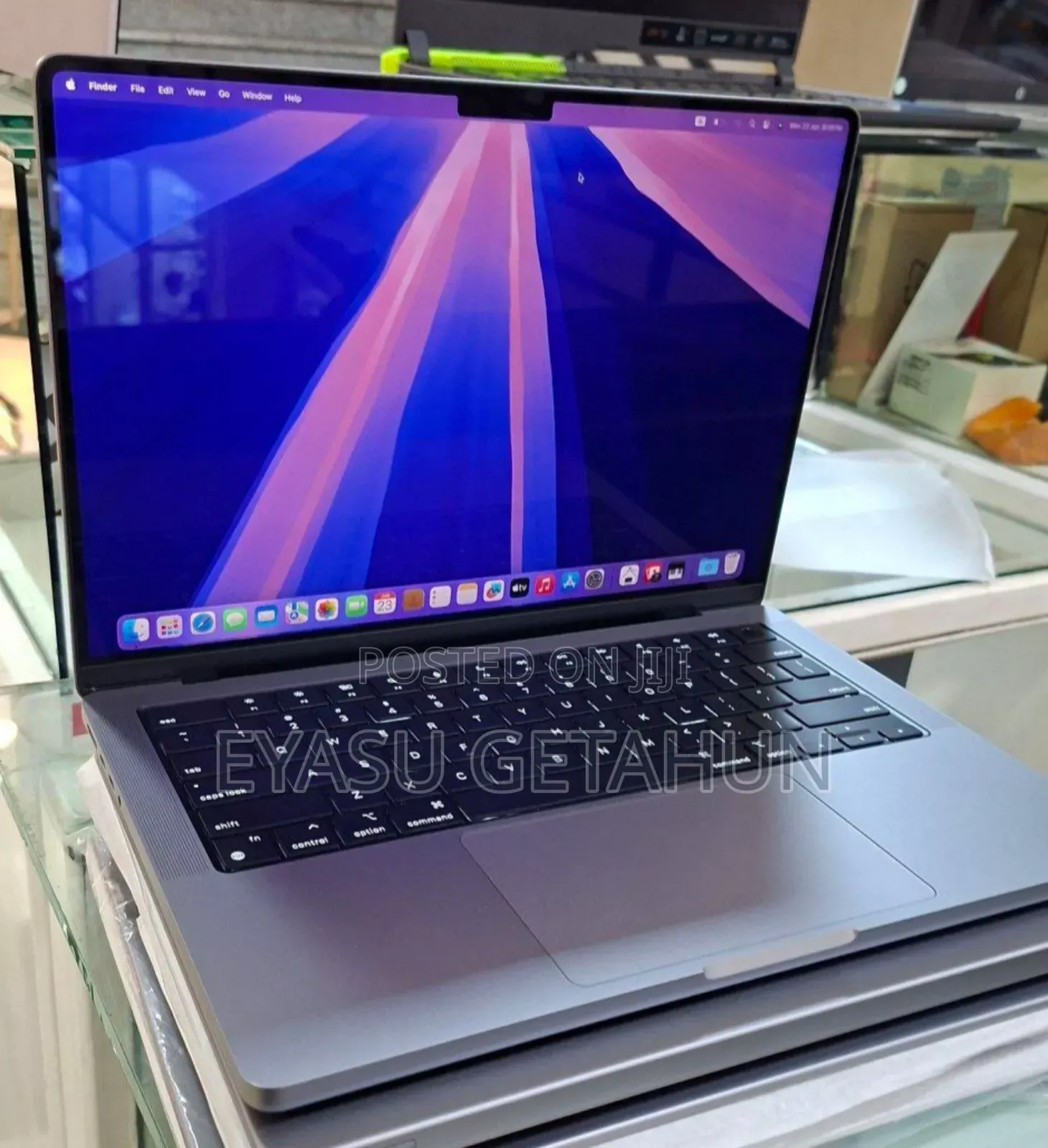 New Laptop Apple MacBook Pro M1 16GB Intel Core I7 SSD 1T