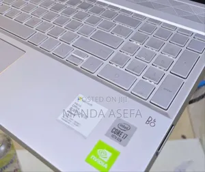 New Laptop HP Pavilion 14 16GB Intel Core I7 SSD 512GB