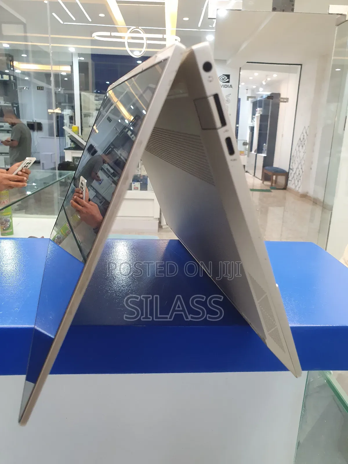 New Laptop HP Envy X360 16GB Intel Core I7 SSD 512GB