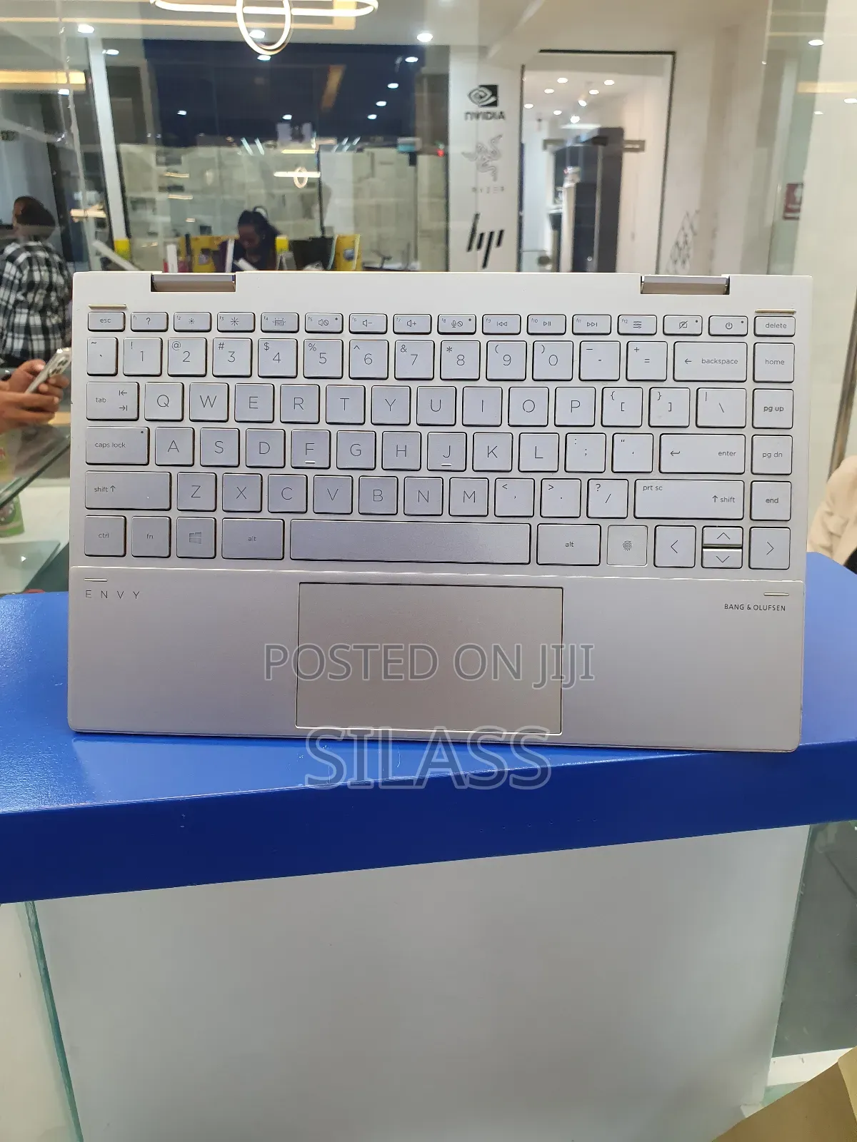 New Laptop HP Envy X360 16GB Intel Core I7 SSD 512GB