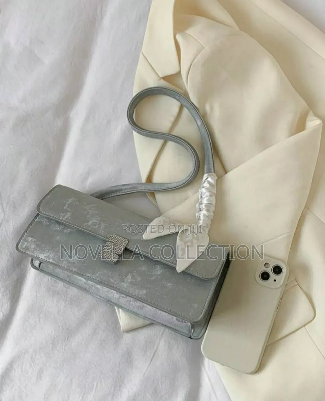 Silver Hand Bag (Available on Hand)