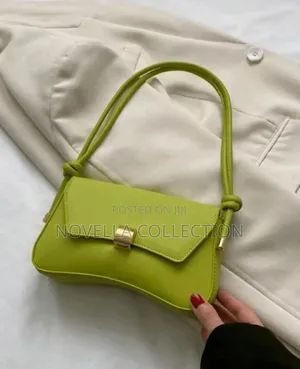 Photo - Lemon Hand Bag (Available on Hand)