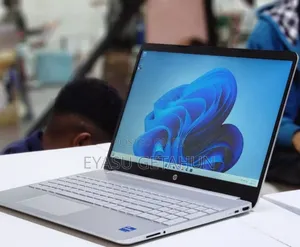 New Laptop HP Stream Notebook 16GB Intel Core I7 SSD 512GB