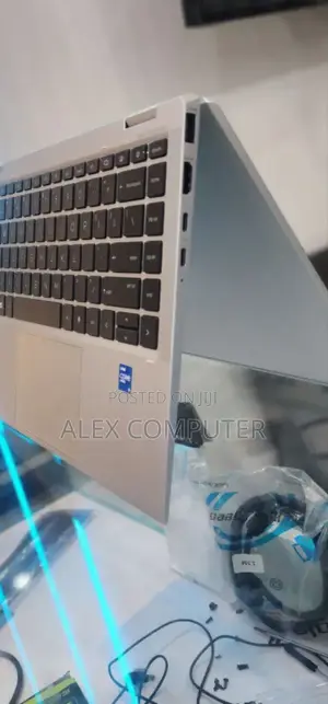 New Laptop HP EliteBook X360 1040 G7 16GB Intel Core I5 SSD 512GB