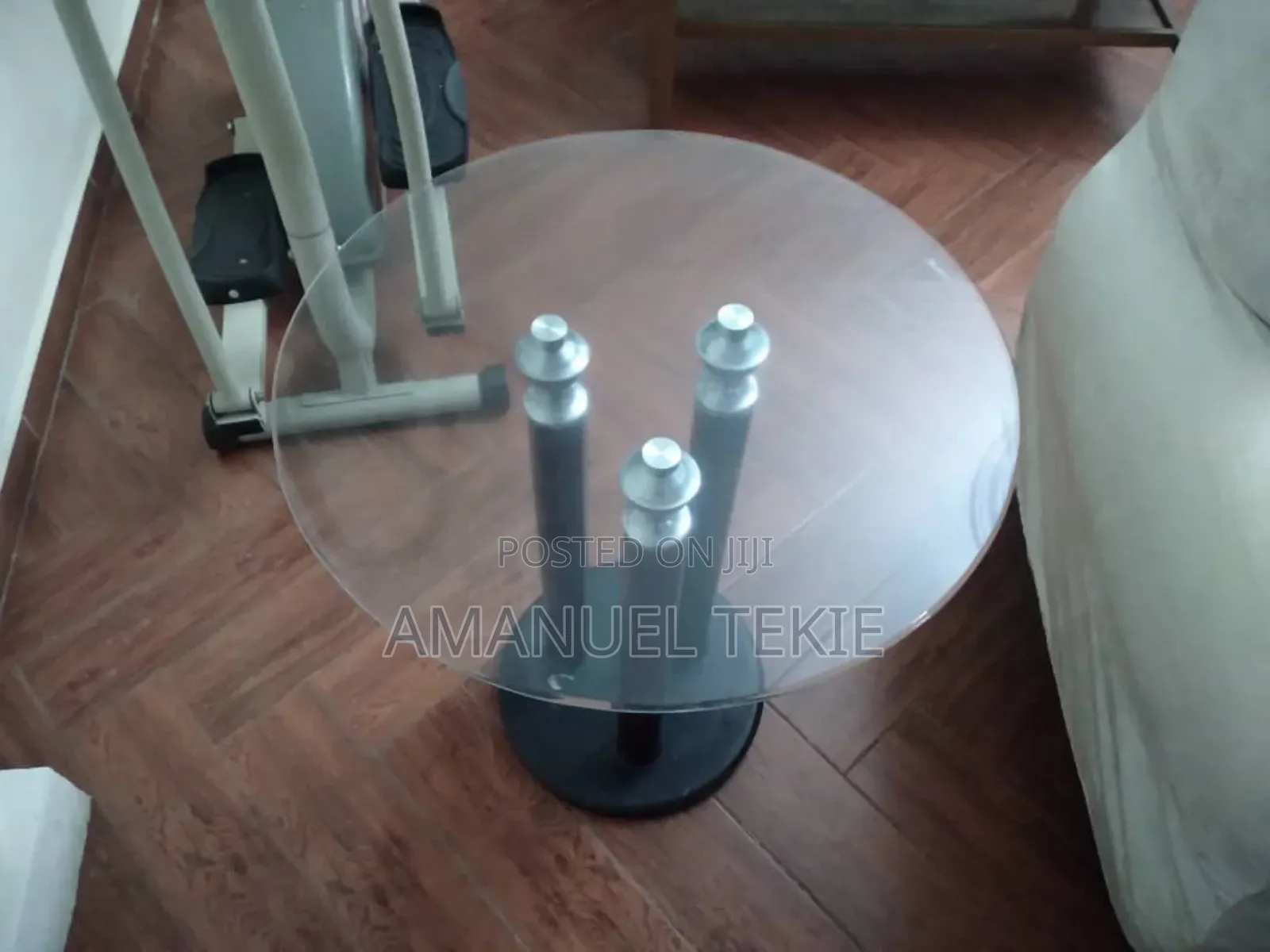 Restaurant Cafe Table