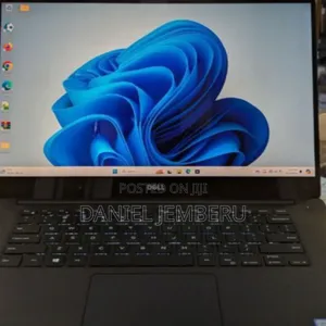 Photo - New Laptop Dell XPS 15 8GB Intel Core I5 SSD 256GB