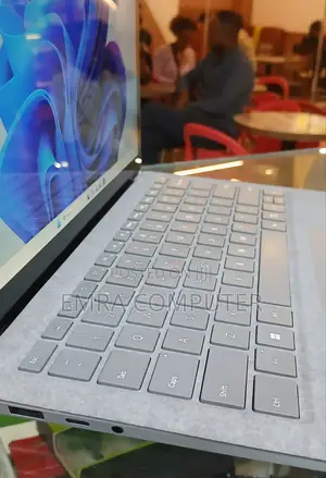 New Laptop Microsoft Surface Laptop 4 16GB Intel Core I7 SSD 512GB