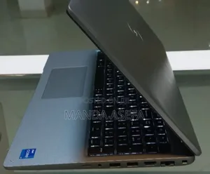 New Laptop Dell Latitude 5540 16GB Intel Core I7 SSD 512GB