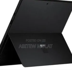 New Laptop Microsoft Surface Pro 7 16GB Intel Core I7 SSD 512GB