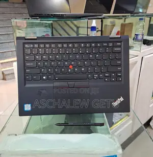 Photo - New Laptop Lenovo ThinkPad Yoga 16GB Intel Core I5 SSD 512GB