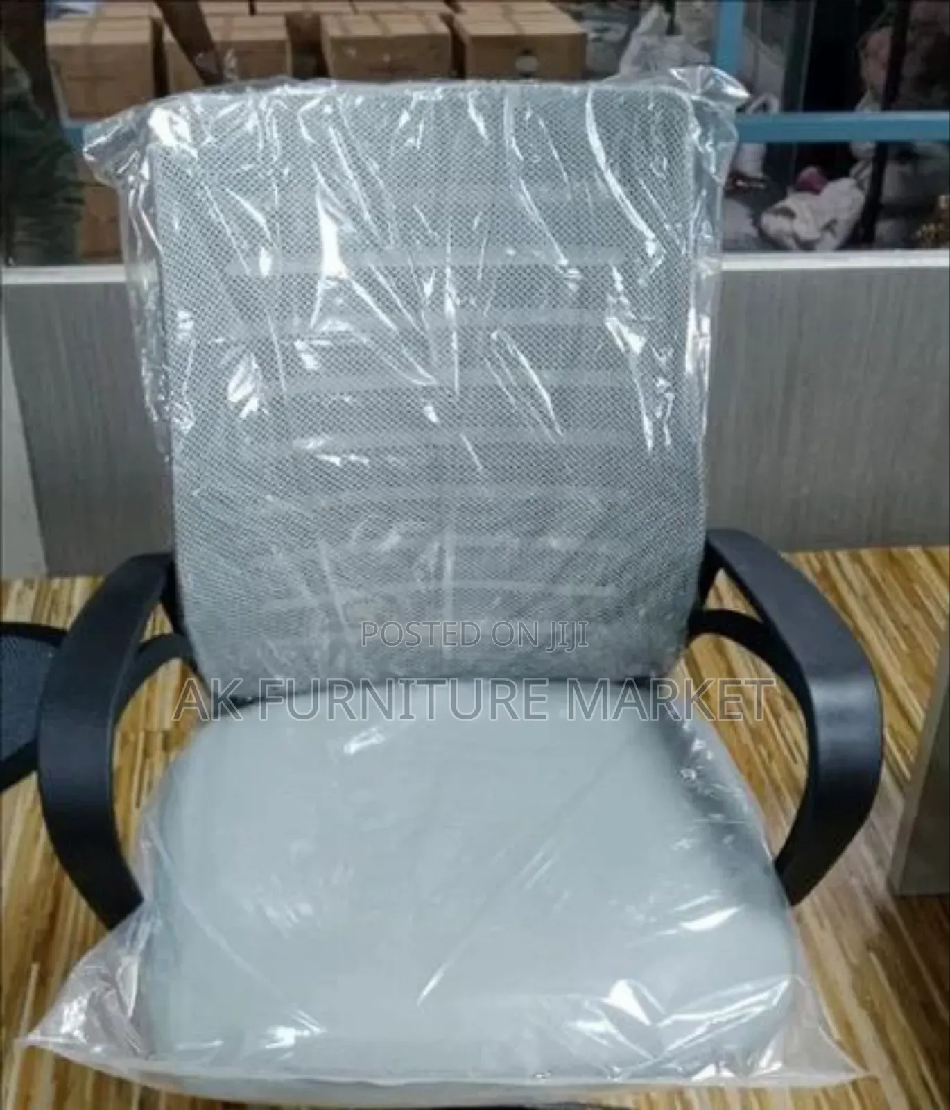 ዘመናዊ የቢሮ እና የእስተፍ ወንበር