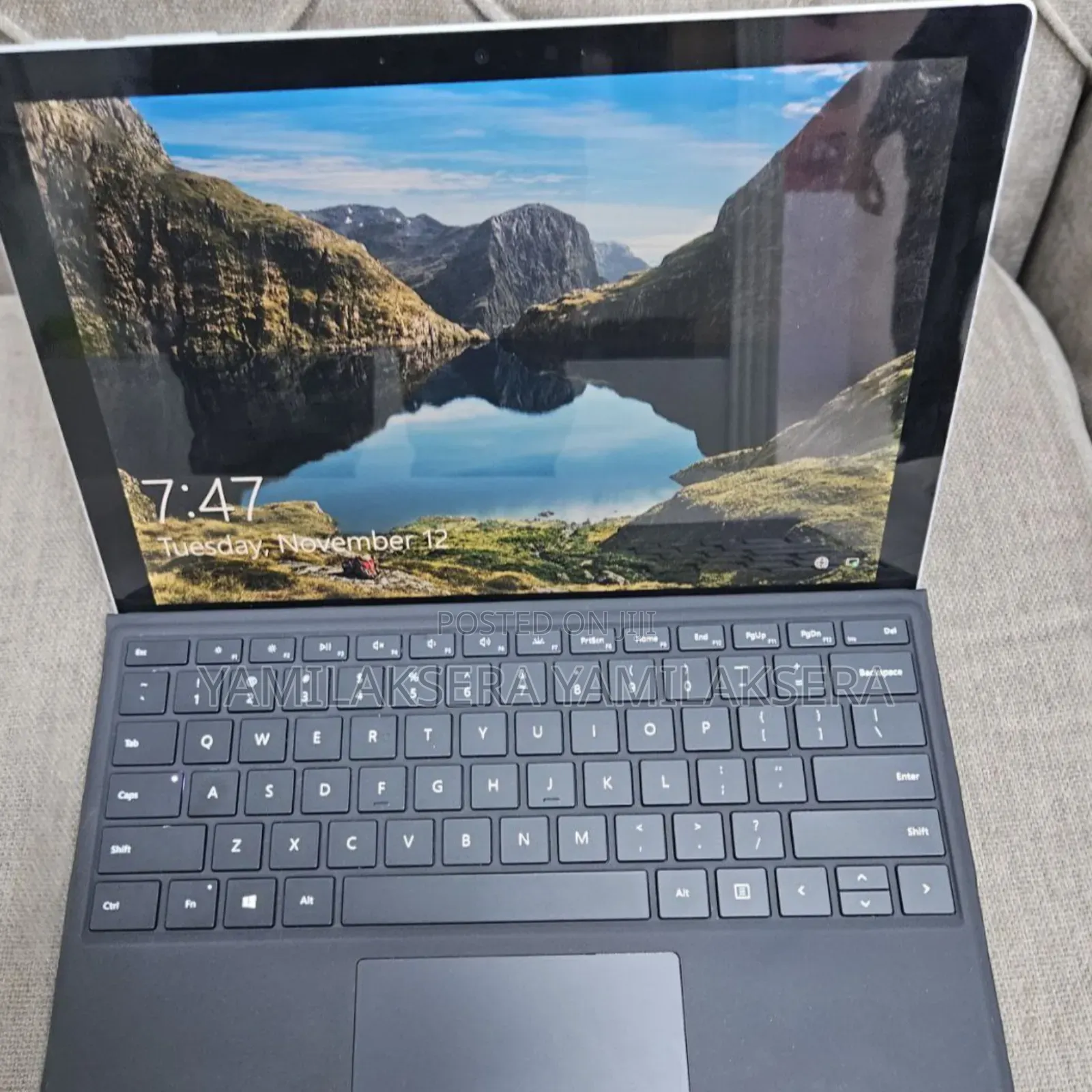 New Laptop Microsoft Surface Pro 7 16GB Intel Core I7 SSD 256GB