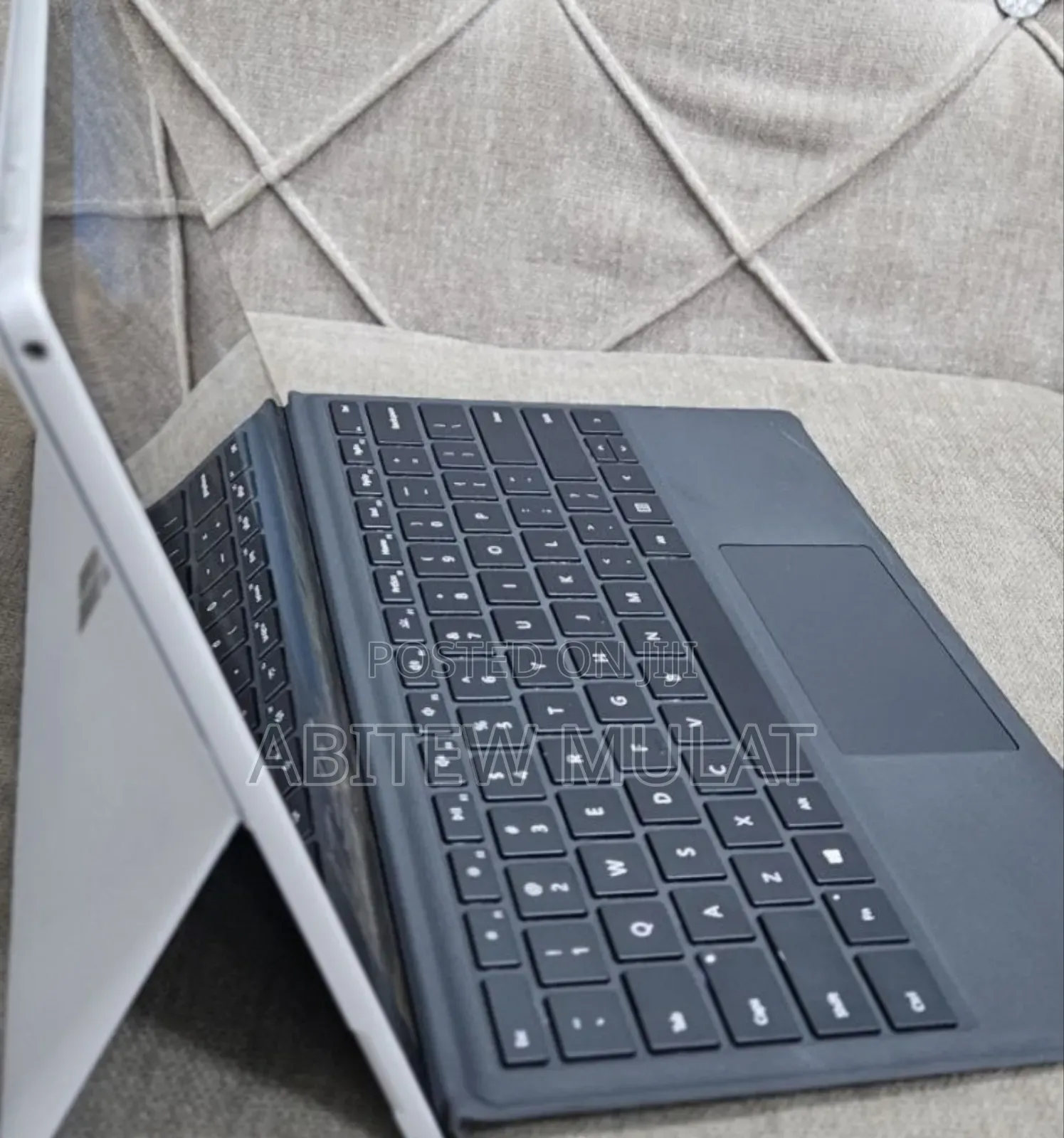 New Laptop Microsoft Surface Pro 7 16GB Intel Core I7 SSD 256GB