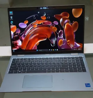 New Laptop Dell Latitude 5540 16GB Intel Core I7 SSD 512GB