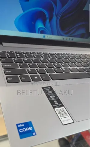 New Laptop Lenovo Ideapad 3 8GB Intel Core I5 SSD 512GB