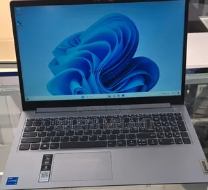 New Laptop Lenovo Ideapad 3 8GB Intel Core I5 SSD 512GB