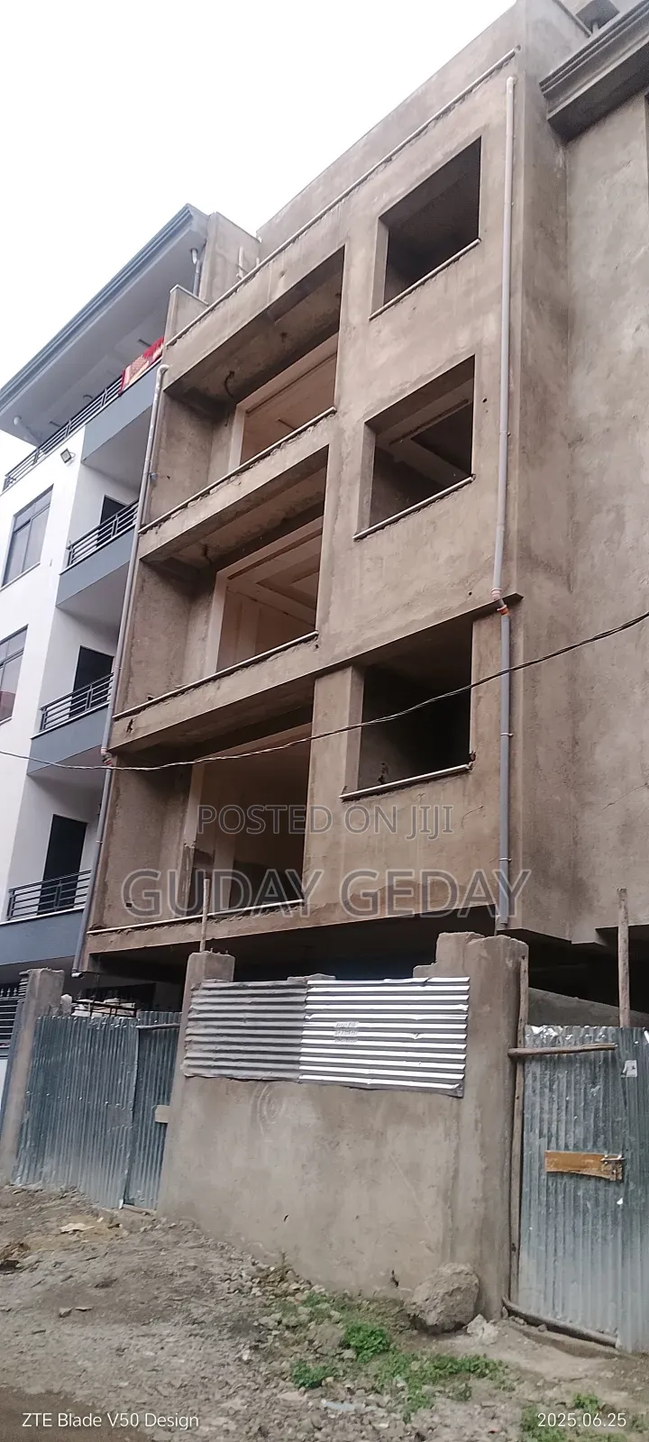 10bdrm Block Of Flats In Akaky Kaliti For Sale