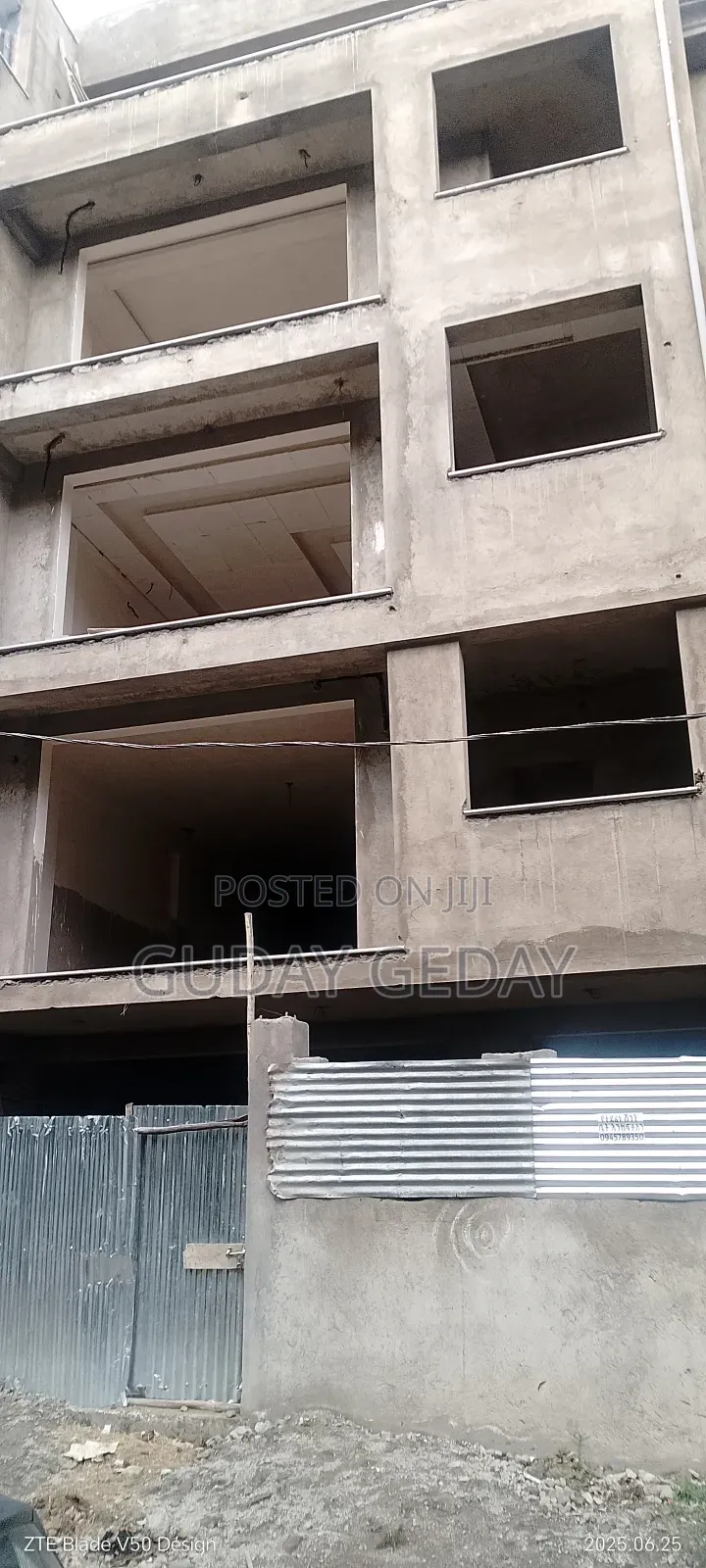 10bdrm Block Of Flats In Akaky Kaliti For Sale