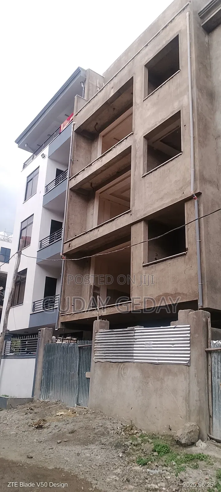 10bdrm Block Of Flats In Akaky Kaliti For Sale