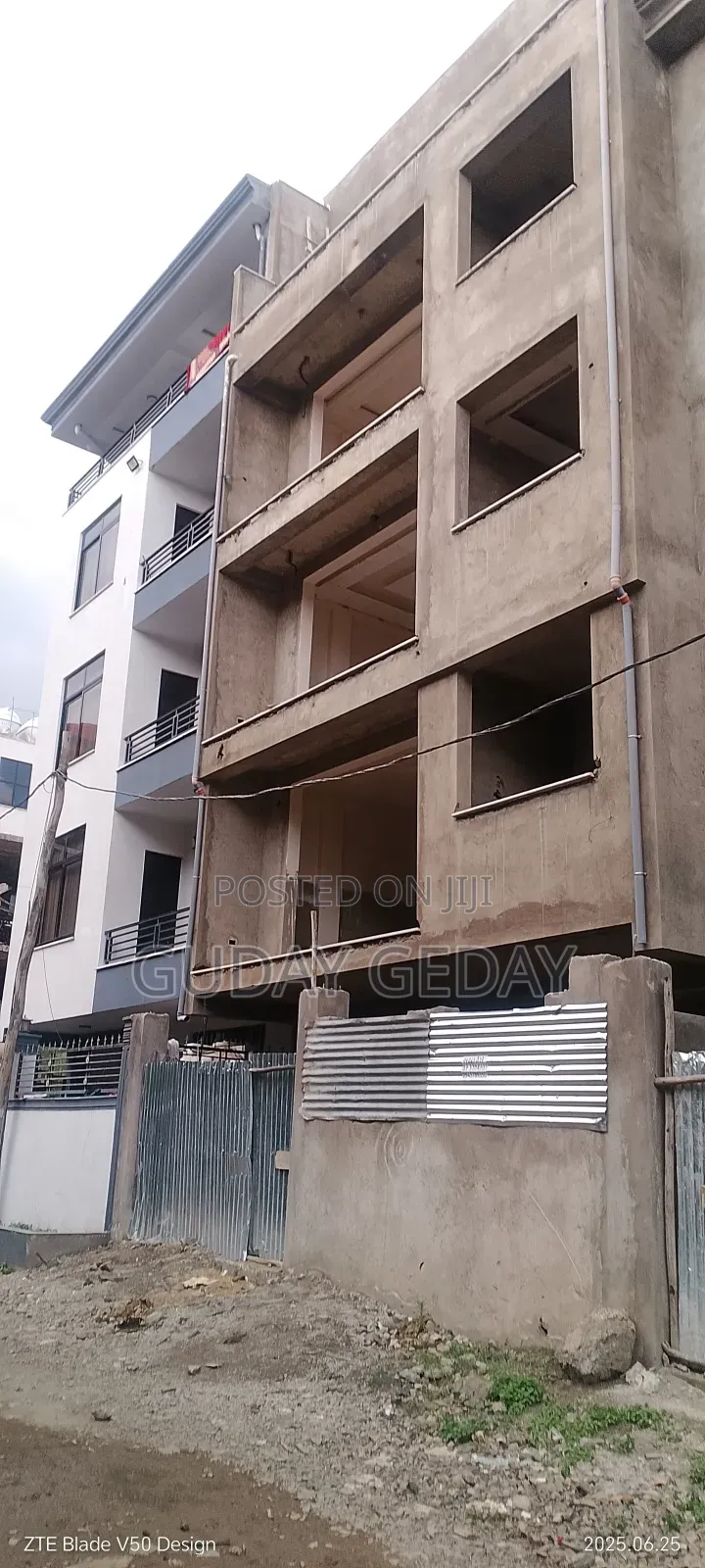 10bdrm Block Of Flats In Akaky Kaliti For Sale