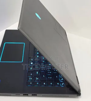 New Laptop Alienware M15 R3 16GB Intel Core Ultra 7 SSD 1T