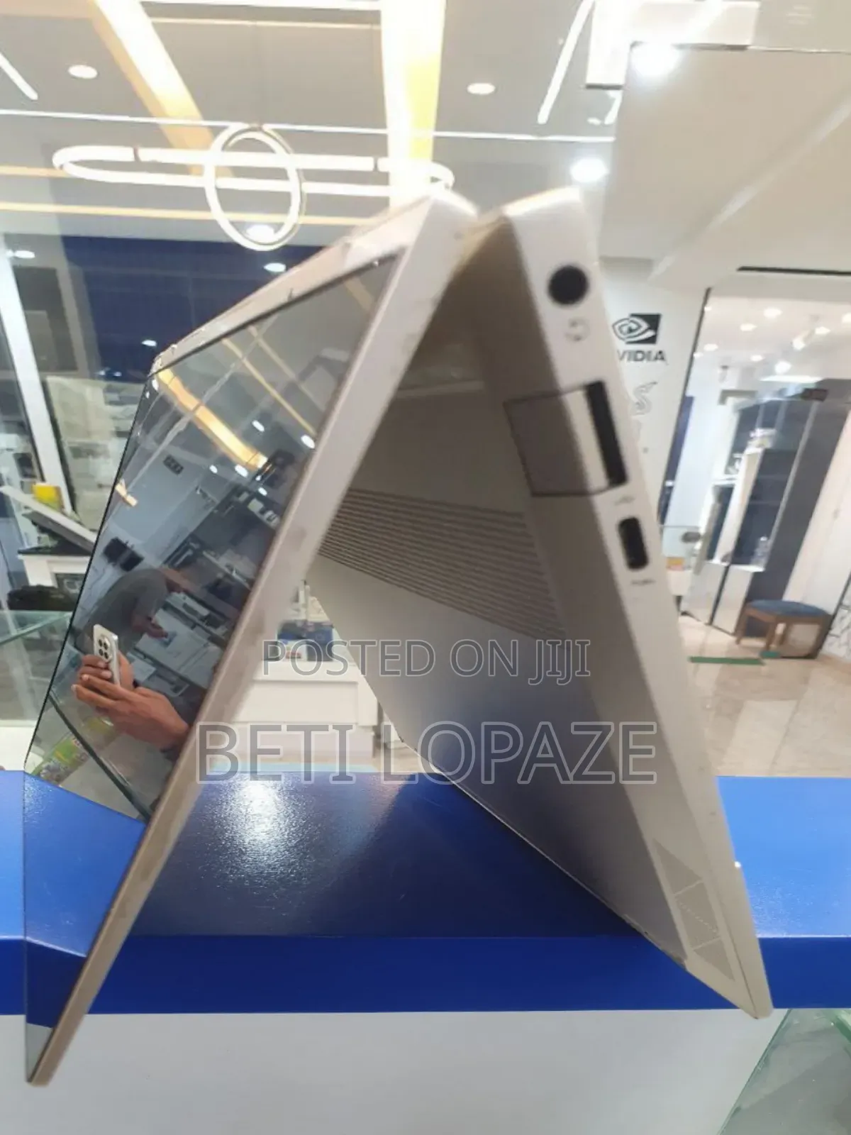 New Laptop HP Envy X360 16GB Intel Core I7 SSD 512GB