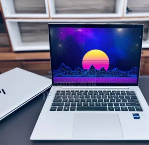 New Laptop HP EliteBook 840 G9 16GB Intel Core I7 SSD 512GB