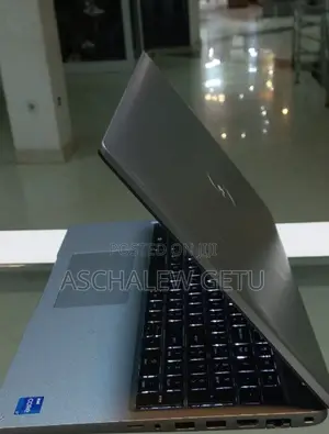 New Laptop Dell Latitude 5540 16GB Intel Core I7 SSD 512GB