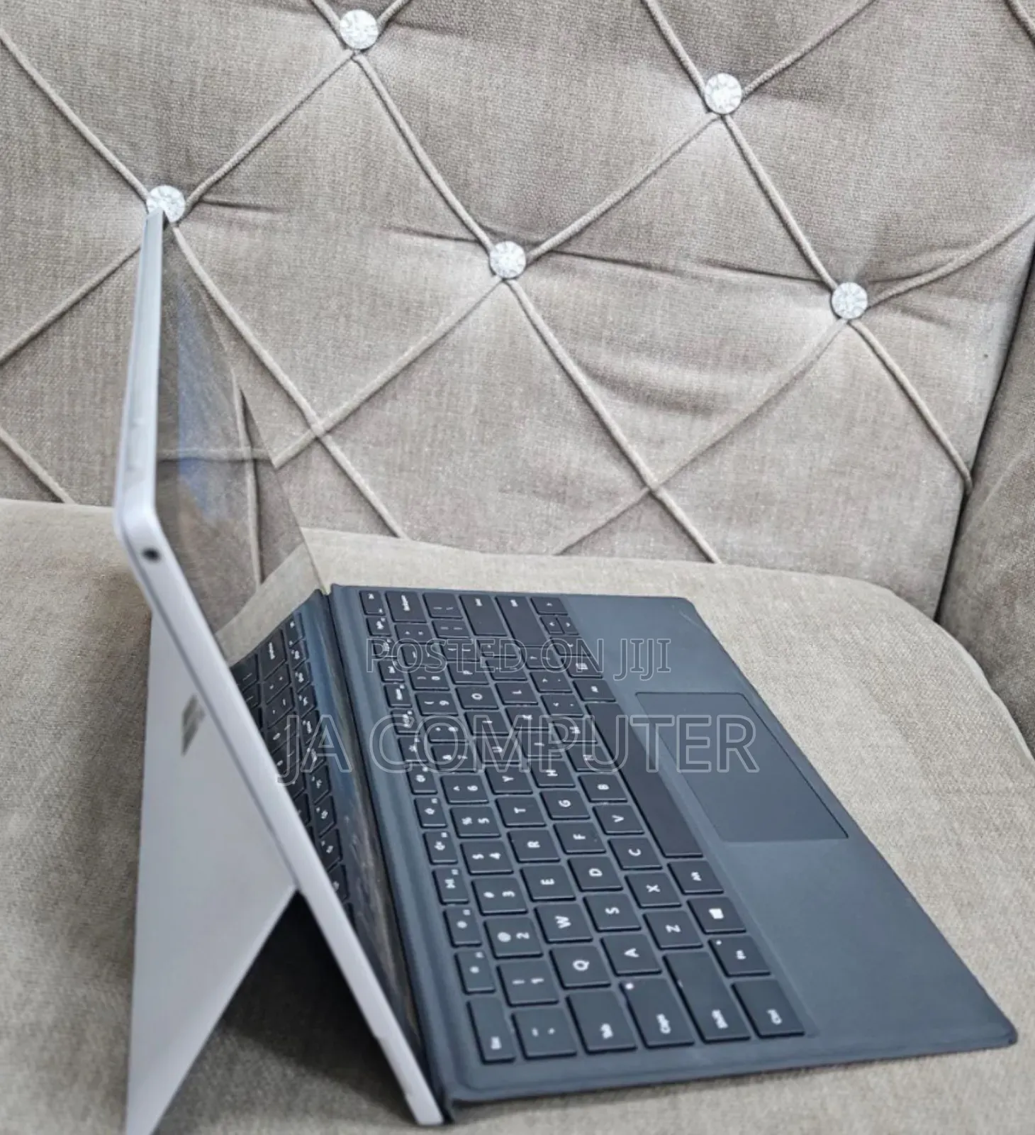 New Laptop Microsoft Surface Pro 7 16GB Intel Core I7 SSD 256GB