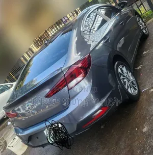 Hyundai Avante 2021 Gray