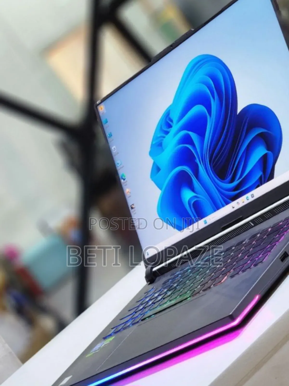 New Laptop Asus ROG Zephyrus G15 16GB Intel Core i7 SSD 1T