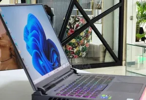 Photo - New Laptop Asus ROG Strix G16 G614 16GB Intel Core I7 SSD 1T