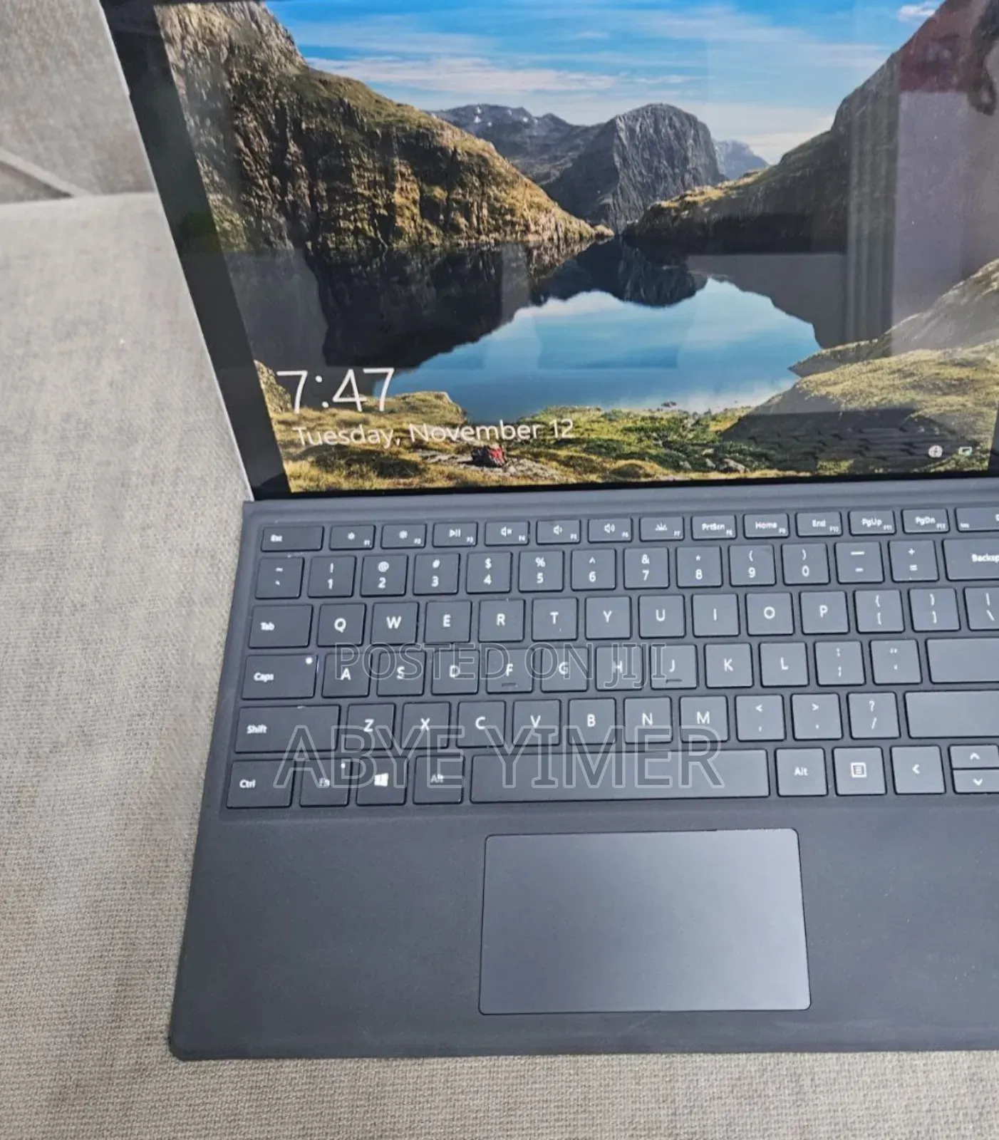 New Laptop Microsoft Surface Pro 7 16GB Intel Core I7 SSD 256GB