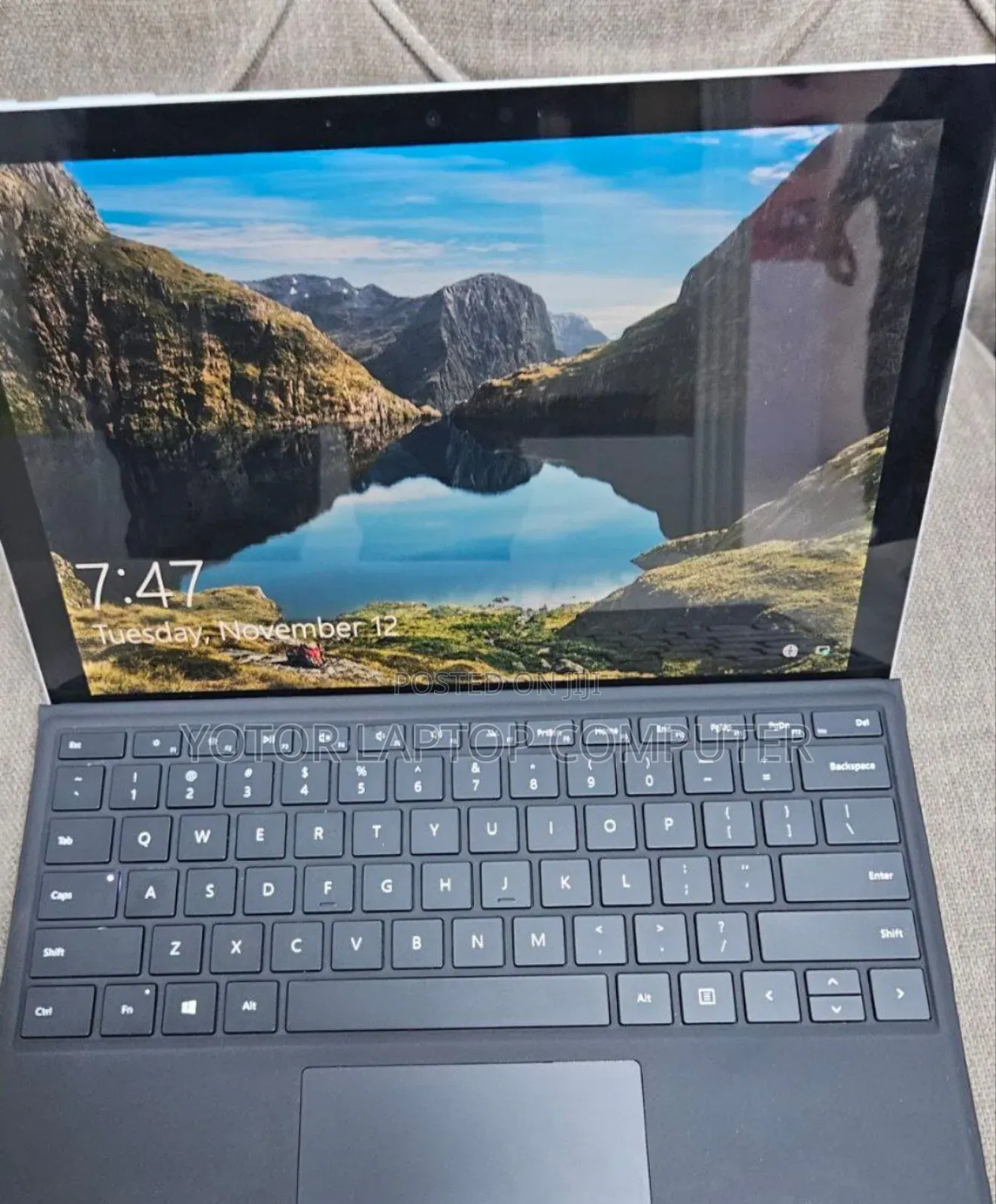 New Laptop Microsoft Surface Pro 7 16GB Intel Core I7 SSD 256GB