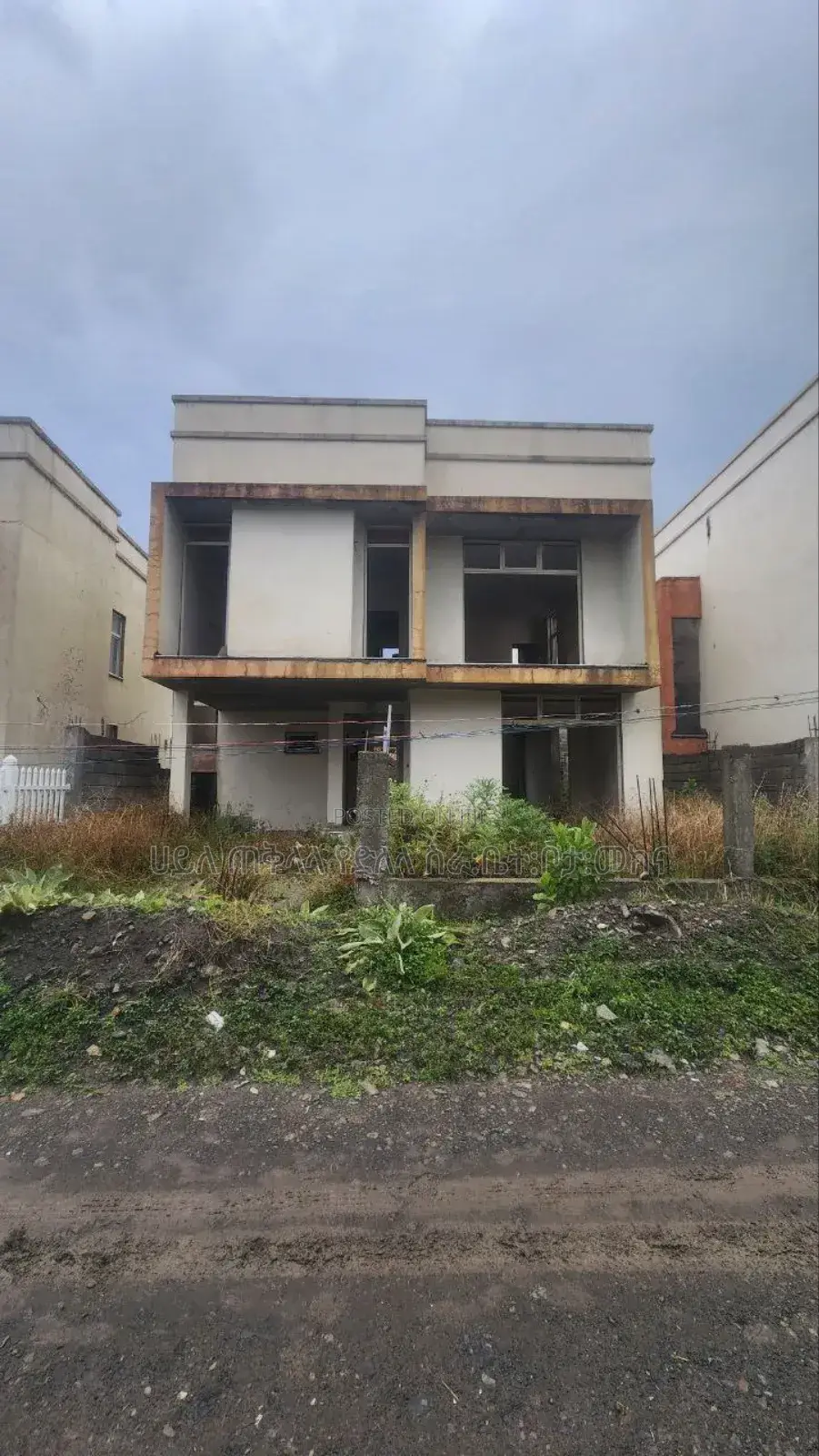 5bdrm House in Ccd Real State, Oromia-Finfinne for sale