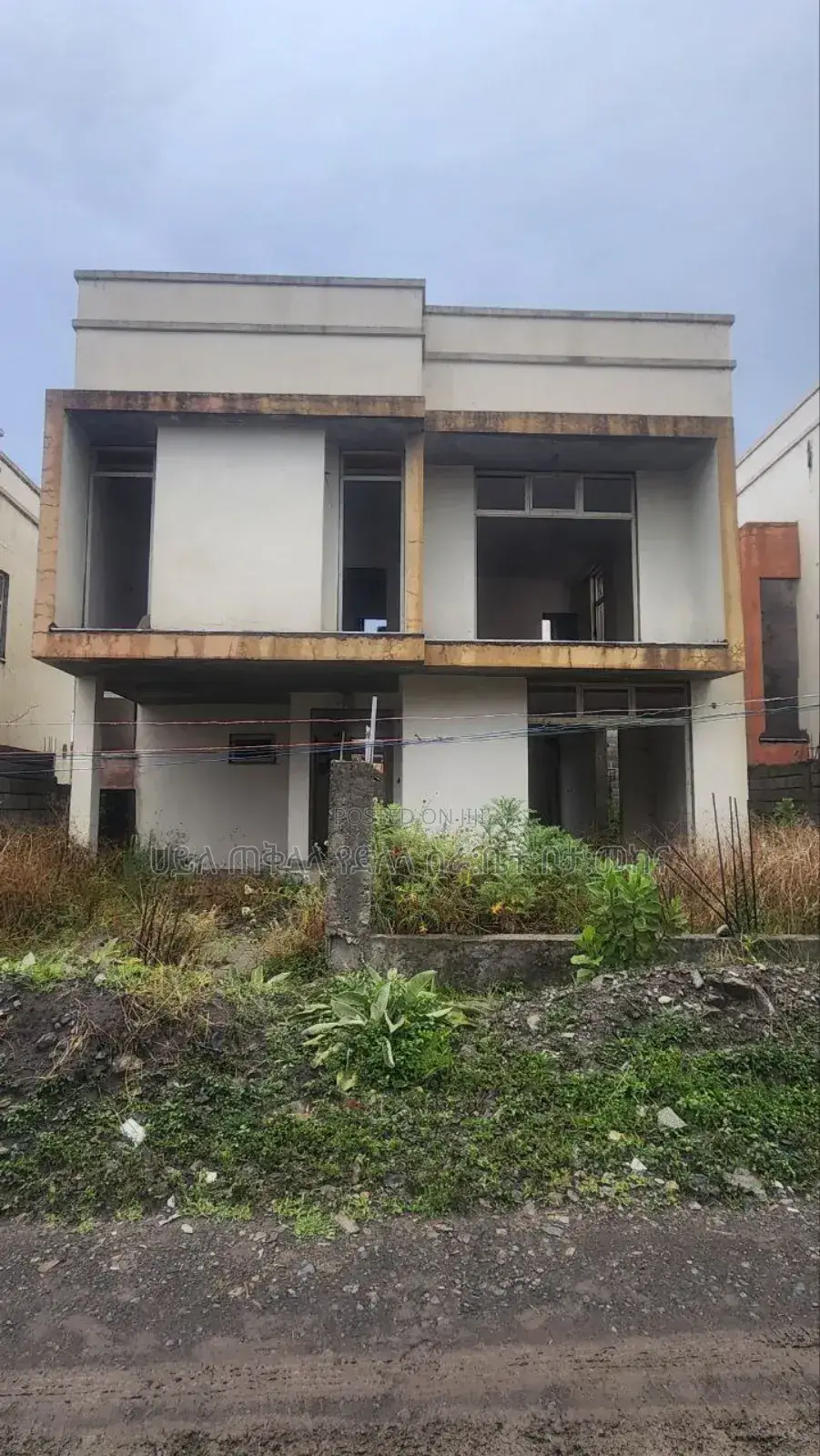 5bdrm House in Ccd Real State, Oromia-Finfinne for sale