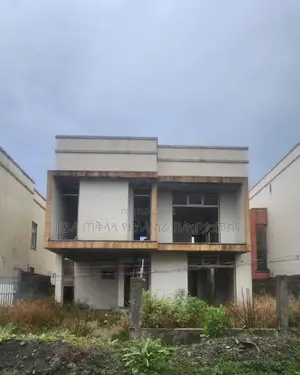 5bdrm House in Ccd Real State, Oromia-Finfinne for sale