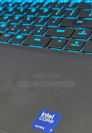 New Laptop Alienware Area-51m 16GB Intel Core Ultra 7 SSD 512GB
