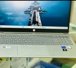 New Laptop HP Stream Notebook 16GB Intel Core I5 SSD 512GB