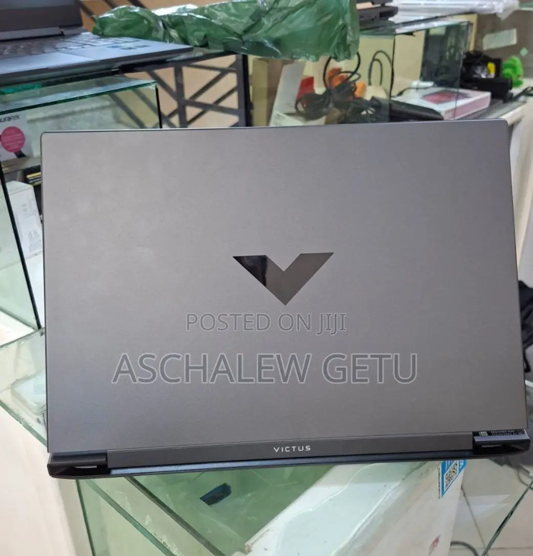 New Laptop HP Victus 16 16GB Intel Core I7 SSD 1T