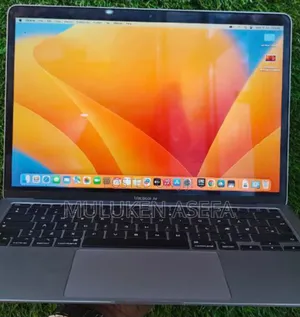 Photo - New Laptop Apple MacBook Air 2020 M1 8GB Apple M1 SSD 256GB