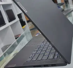 New Laptop Lenovo Ideapad 3 16GB Intel Core I7 SSD 512GB